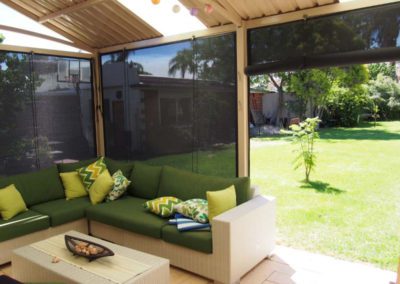 rope and pulley blinds on patio