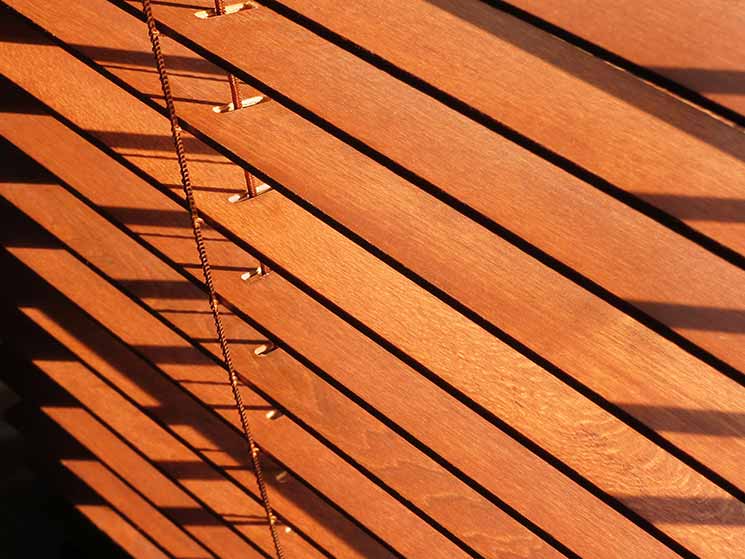 How To Clean Timber Venetian Blinds, What To Use Clean Wooden Venetian Blinds
